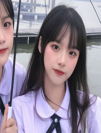 金瓶少女完整版觀看_年輕的母親在線觀看完整視頻